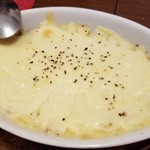 ビーダブリュー カフェ - ポテサラチーズ焼き