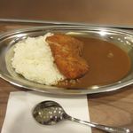 カレーの298 - 暫く待つと注文したチキンカツカレー７８０円の出来あがりです。
      