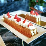 アトモス･イタリアンダイニング - ストロベリーミルフィーユ