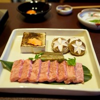 料亭 金鍋 - 牛鍋5000円