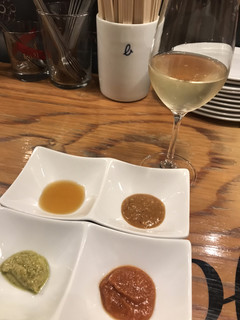 スタンドシャン食 Osaka北新地 Champagne & GYOZA BAR - 