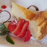 キッチン フタバ - ◆「デザート三種盛り合わせ」「チーズケーキ」