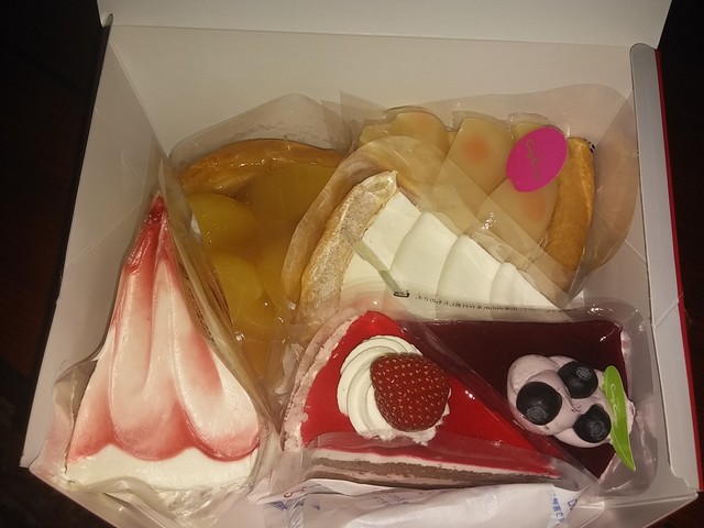 銀座コージーコーナー イオン土崎港店 Ginza Cozy Corner 土崎 ケーキ 食べログ