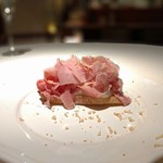 イル・ジョット - 愛農ナチュラルポークのハム ブッラータチーズのブルスケッタ