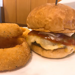 ダグズ・バーガー 宮古島本店 - 