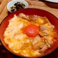 博多 鴨すき 鴨しゃぶ なかもぐろ - ◼️親子丼・・・まったりトローリとした卵、歯ごたえがありつつも柔らかな鶏肉と鴨のダシが美味しさを引き立てます。