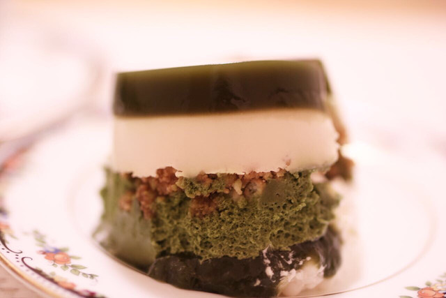 ファミリーマート 一番町駅前店（Family Mart） - 青葉通一番町（コンビニ・スーパー）の写真