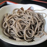 水と緑のふる里　森の駅 - 三昧御膳（ざる、おろし、とろろ、ご飯、煮物、天ぷら）1,700円 の ざるそば。　　　　　2019.05.19