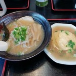 お食事処麺匠夢屋 - ラーメンセットのハーフ天津飯