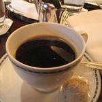 ザ ロビーラウンジ - リッチ・イタリアン　　　　単品だと、1,800円　＋α。