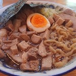 ケンチャンラーメン - 中華そば小盛り、濃口、細切れチャーシュー、身入り
