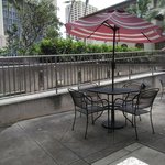 OEC cafe - パラソルのあるテーブルは２卓。