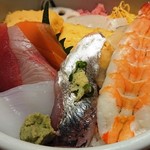 Tsukiji Sushi Iwa - 江戸前ちらし寿司：アップ