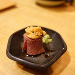 炉端 百式 - 雲丹の炙り肉巻き