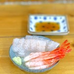 みなと食堂 - トッピング 甘エビ(400円)、平目(500円)