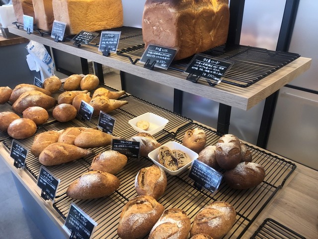 ベーカリー パレード Bakery Parade 深日町 パン 食べログ ベーカリー パレード Bakery Parade 深日町 パン 食べログ