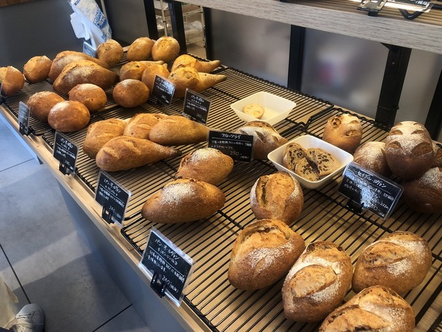 ベーカリー パレード Bakery Parade 深日町 パン 食べログ ベーカリー パレード Bakery Parade 深日町 パン 食べログ