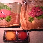 いなほ - 地鶏しんぞう刺身550円、きも刺550円