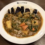 ＣｏＣｏ壱番屋  - 野菜三昧カレー¥1010+5辛¥105