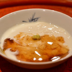 てんぷら 深町 - お通し：汲み上げ湯葉