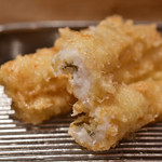 てんぷら 深町 - 穴子：腹側の断面を。