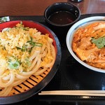 Marugame Seimen - ざるうどん 290円と親子丼(小) 390円