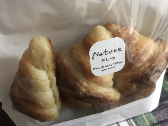 米粉ぱん専門店 六志 （こめこぱんせんもんてん ろっし