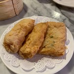Yum Cha - 海老の湯葉巻き揚げ、これは鉄板の美味しさ