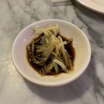 Yum Cha - 生姜酢漬け＆醤油、これで飲茶の美味しさが倍増する万能ダレ