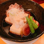 Teshigoto Zefu - 野菜いっぱい揚げ出しとうふ¥740