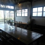 Takashimawanikafe - 