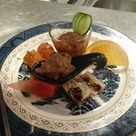 Bisutoro Chaina Mikan - 前菜4種盛り