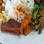 Restoran 134 Mixed Rice - 豚バラ煮込みの猪脚醋、上げた練り物に甘いタレをからめたお料理、挽き肉とピリ辛ザーサイの肉碎炒搾菜糸など