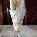 リバーストーン - バナナパフェ