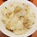 麺屋 六感堂 - 新じゃが入りそぼろご飯