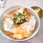 栄寿亭 - かつ丼 B（玉子ひき）
