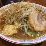 らーめん　まるはち - ガツ旨ラーメンニンニク増し