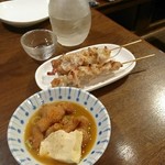 酒房 山頭火 - もつ煮・せせり・黒龍吟十八号