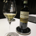 Le FAVORI - カーサ・ヴィニコラ・ニコレッロ　ロエロ　アルネイス　ヴィーニャ・ポディオ　2010　イタリア　ピエモンテ