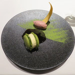 Le FAVORI - 抹茶マカロン 赤いベリー 塩桜のアイス （ホワイトチョコ）