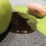 Le FAVORI - 抹茶マカロン 赤いベリー 塩桜のアイス （ホワイトチョコ）