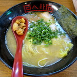 ラーメン 八卦 - とんこつ_700円