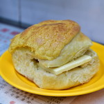 金鳳茶餐廳 - 料理写真:Pineapple Bun with Butter