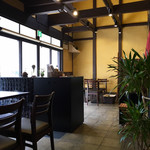 おづKyoto -maison du sake- - 店内テーブル席