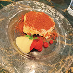 トラットリア ジュリエーゼ ダ エンメ - ランチのデザートのティラミス