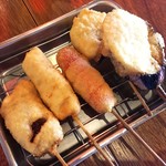串かつ でんがな - 「おつかれさまセット」の串かつ５本。