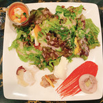 トラットリア ジュリエーゼ ダ エンメ - サラダと前菜の盛り合わせ（全体図