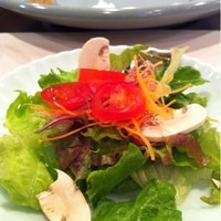 和黒 北野坂本店 - ランチのサラダ