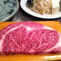 和黒 北野坂本店 - ランチのお肉