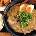 林屋 - ・通常サイズのラーメン